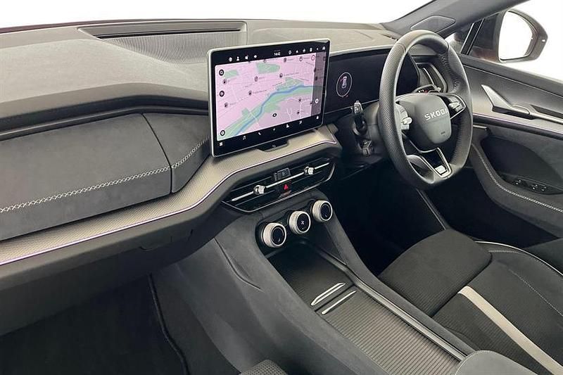 Used Skoda Kodiaq SportLine 193 HP (141 kW) 2025 Velvet red metallic SUV