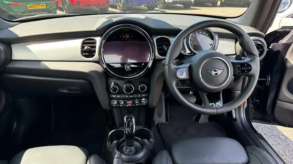 Used Mini Cooper S Exclusive 176 HP (129 kW) 2023 Black Hatchback