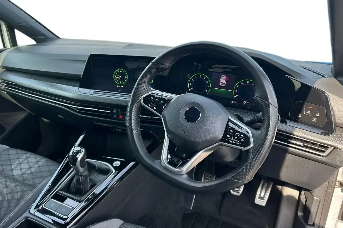 Used VW Golf VIII R-line 150 HP (110 kW) 2022 Silver Hatchback