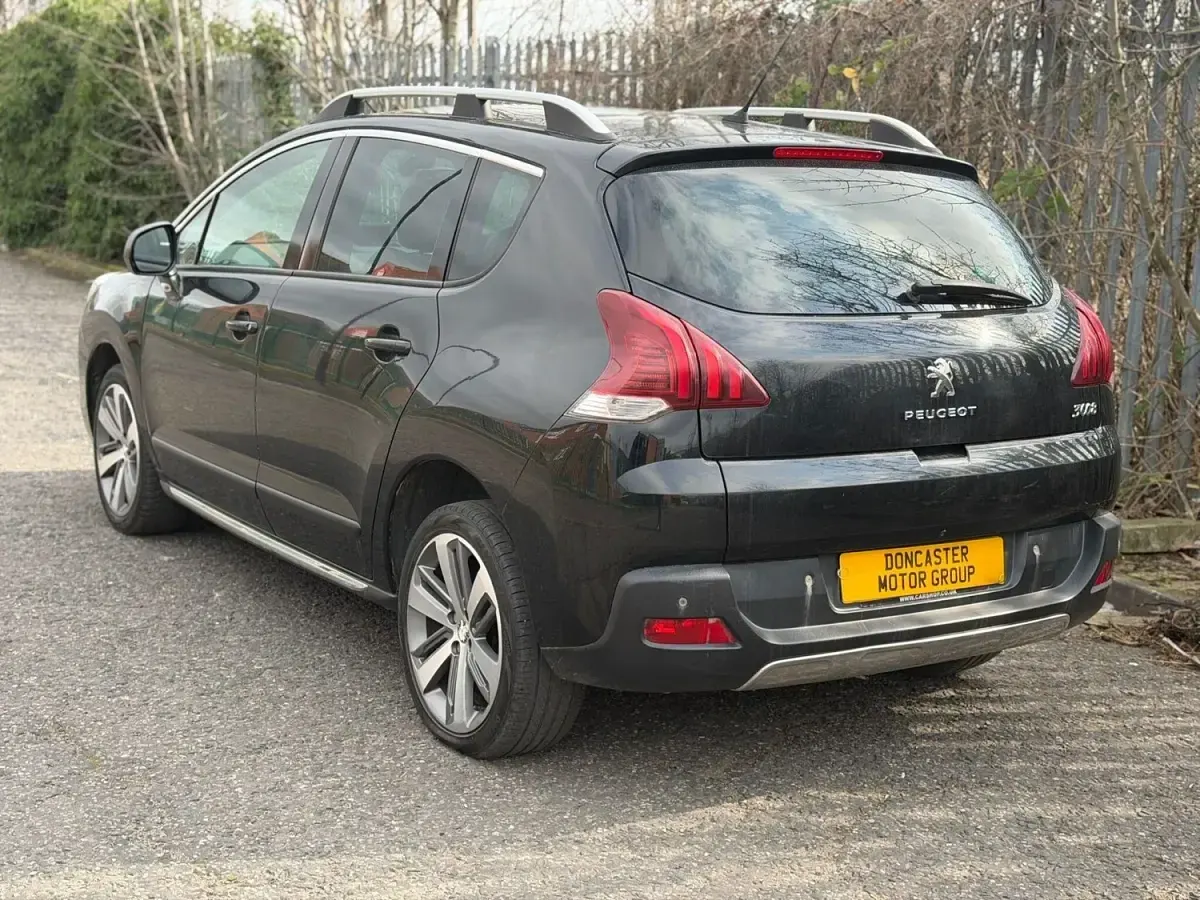 Begagnad Peugeot 3008 Allure 2015 Svart Kombi