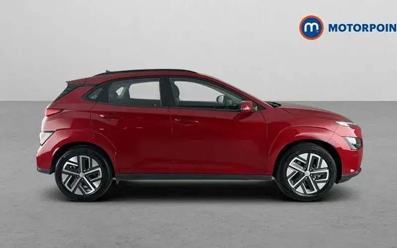 Used Hyundai Kona SE 100 kW (136 HP) 2022 Red SUV