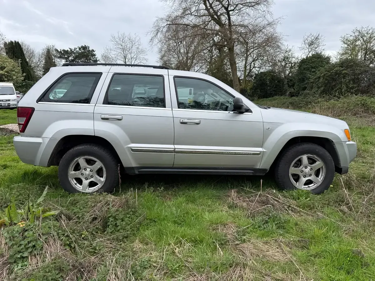 Used Jeep Grand Cherokee Limited 2005 Silver SUV