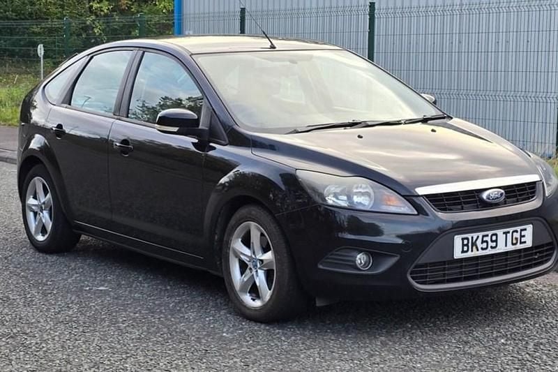 Black Used 2009 Ford Focus Zetec Hatchback | £1,495 (Good price) - Image 1/1