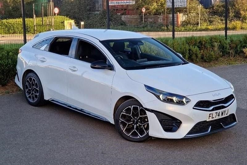 Used 2024 Kia ProCeed 2 Hatchback | £20,900 (Fair price) - Image 1/1