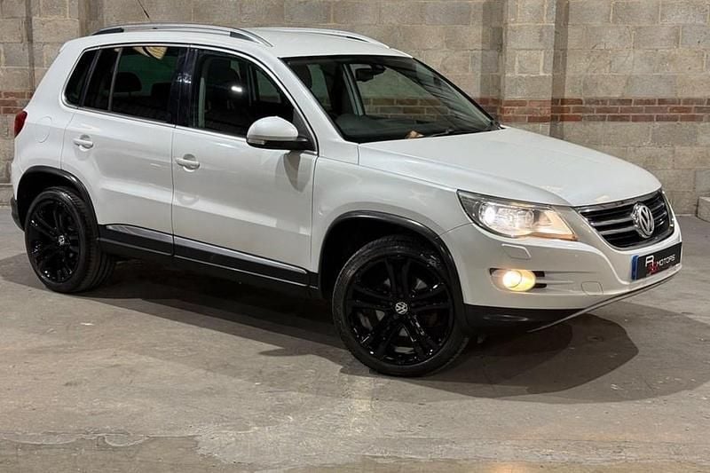 White Used 2010 VW Tiguan SUV | £2,990 (Good price) - Image 1/1