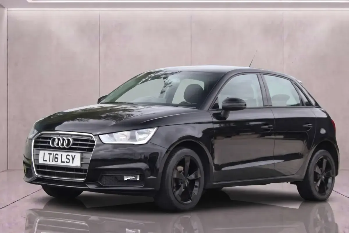 Used Audi A1 Sportback Sport 95 HP (69 kW) 2016 Black Hatchback