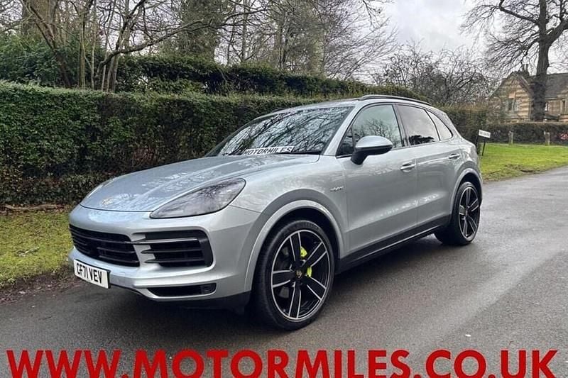 Begagnad Porsche Cayenne S E-Hybrid 2021 SUV