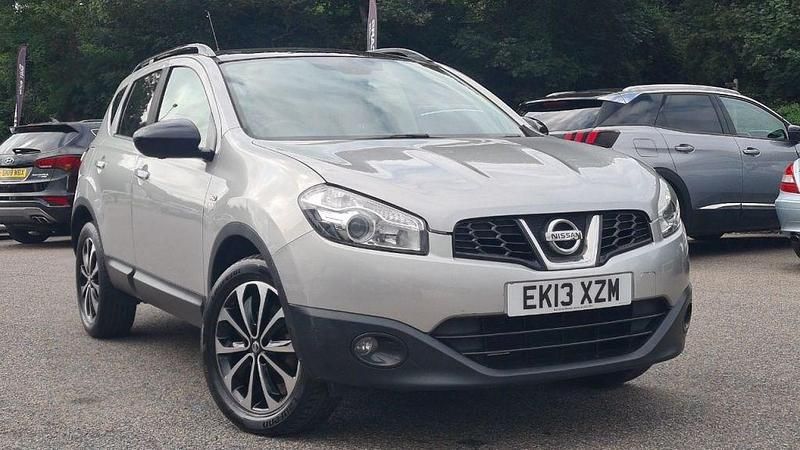Silver Used 2013 Nissan Qashqai 360º SUV | £5,995 (A bit pricey) - Image 1/4