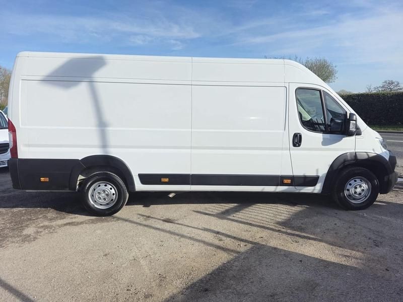 Used Citroën Relay 2023 White Van