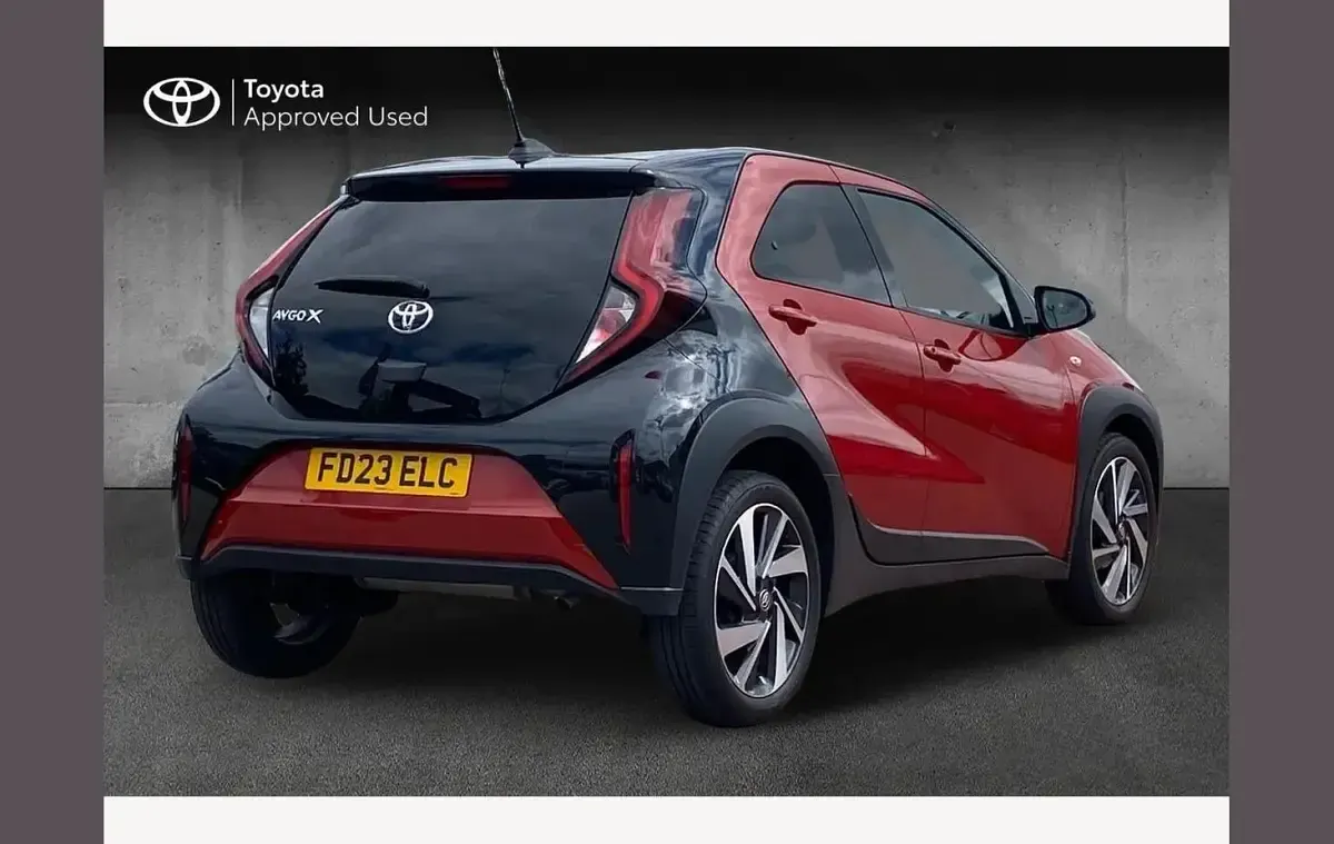 Used Toyota Aygo X 71 HP (52 kW) 2023 Red SUV