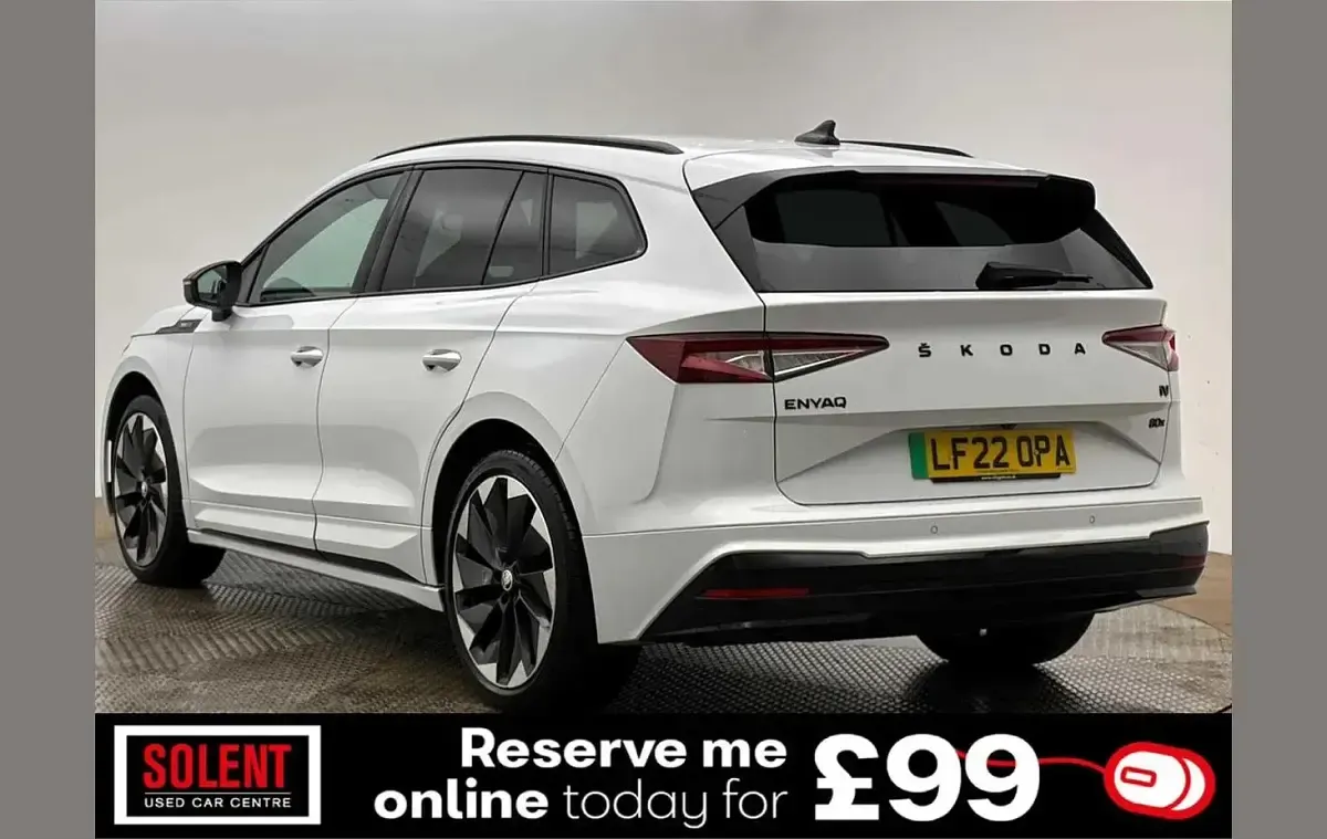 Used Skoda Enyaq iV SportLine 194 kW (265 HP) 2022 White SUV