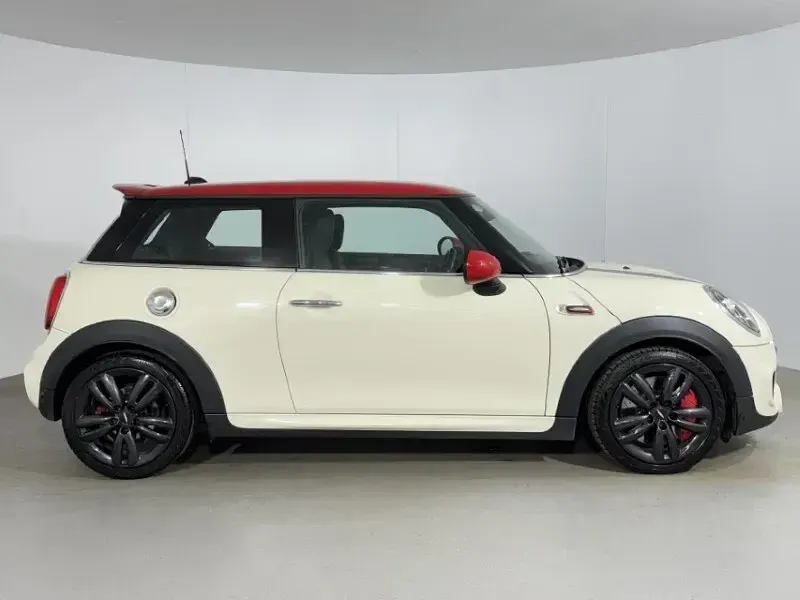 Used Mini John Cooper Works Hatch 2018 White Hatchback