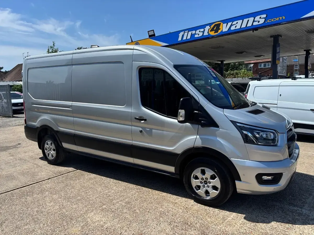 Used Ford Transit Limited 165 HP (121 kW) 2024 Silver Van