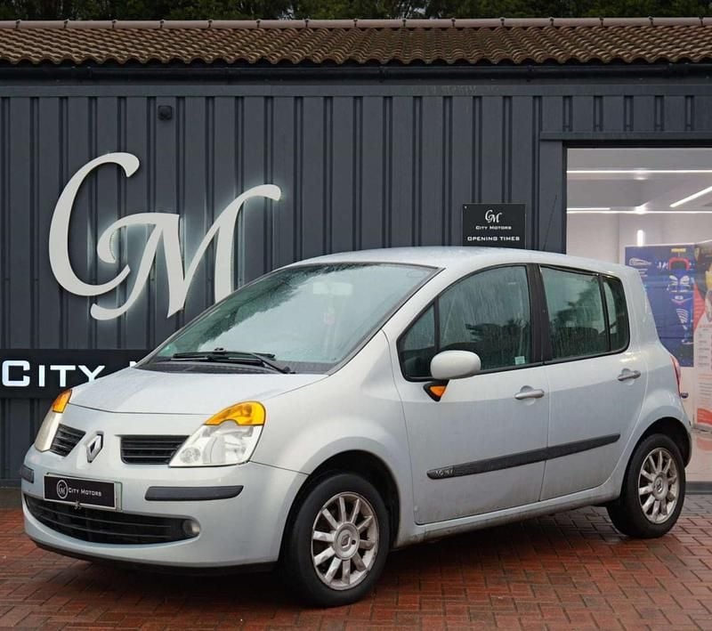 Used Renault Modus Dynamique 2004 Silver MPV