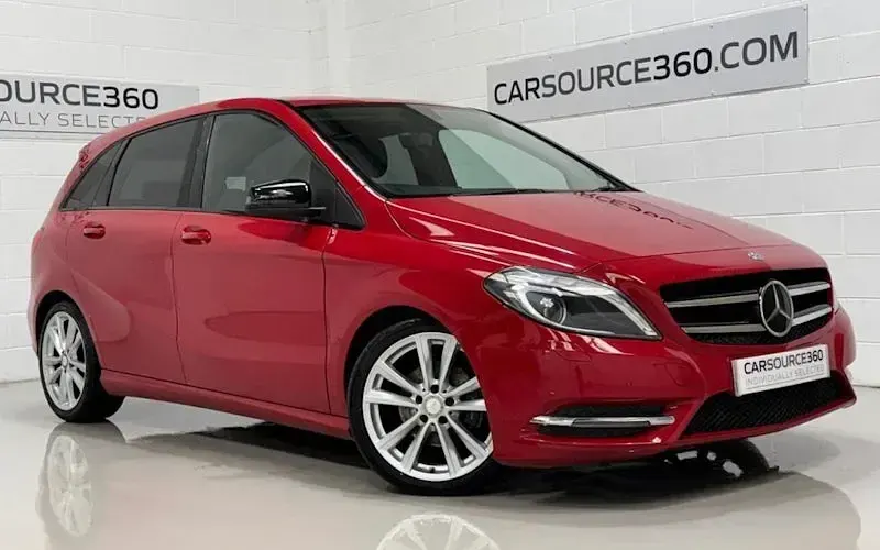 Begagnad Mercedes B180 109 HK (80 kW) 2013 Minibuss