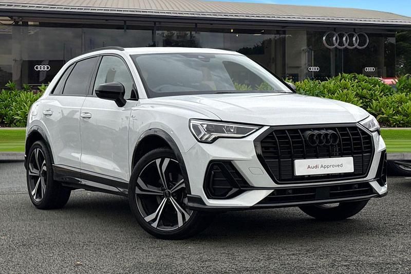 White Used 2025 Audi Q3 Black Edition SUV | £31,250 (Super price) - Image 1/4