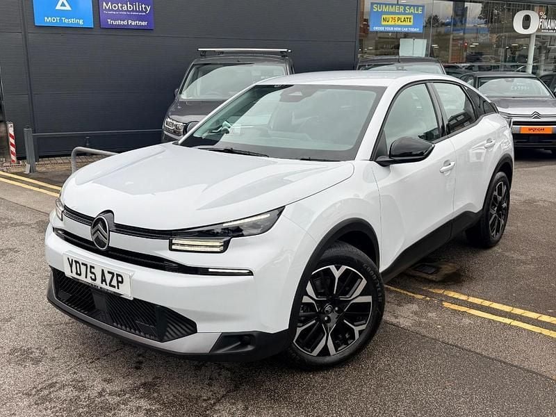 White New 2025 Citroën C4 PureTech Hatchback | £21,795 (Fair price) - Image 1/4
