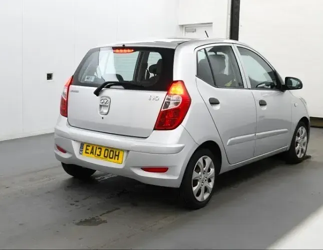 Used Hyundai i10 Classic 2013 Silver Hatchback