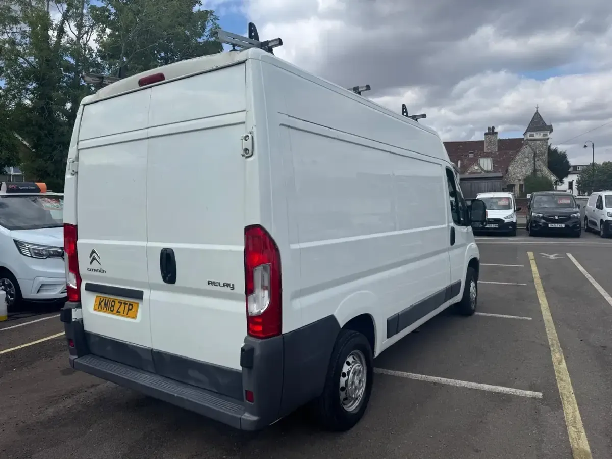 Used Citroën Relay 130 HP (95 kW) 2018 White Van