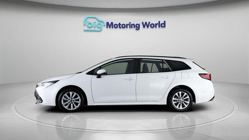 Usado Toyota Corolla 138 HP (101 kW) 2024 Carrinha