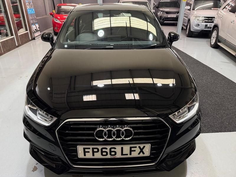 Usado Audi A1 S-Line 2016 Preto Citadino