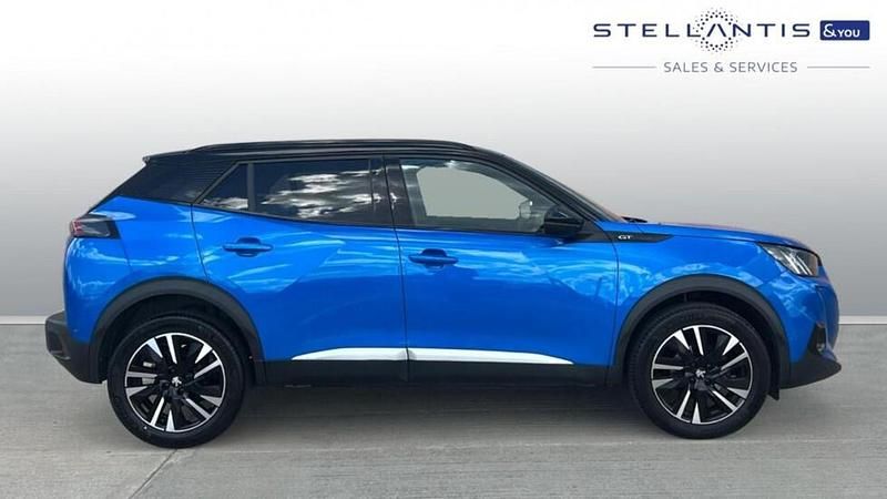 Begagnad Peugeot 2008 Premium 129 HK (94 kW) 2022 Blå SUV