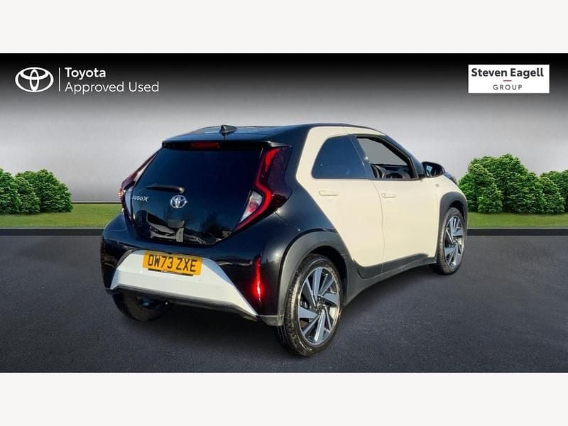 Used Toyota Aygo X 2024 White SUV
