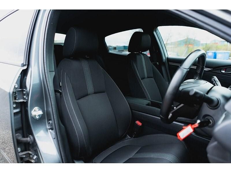 Used Honda Civic SR 126 HP (92 kW) 2019 Grey Hatchback