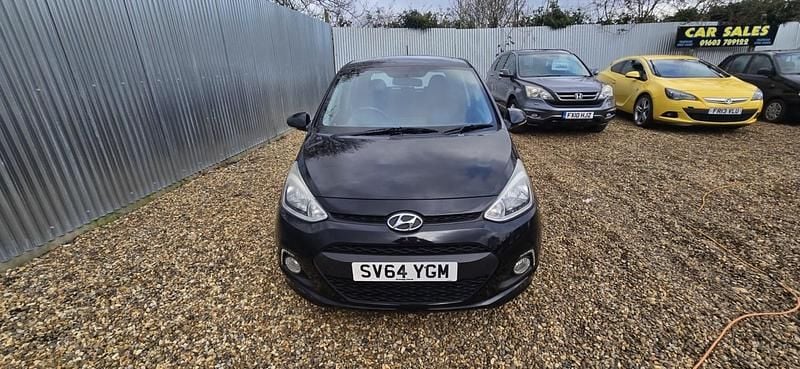 Used Hyundai i10 Premium 87 HP (63 kW) 2014 Black Hatchback