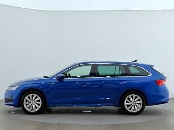 Usado Skoda Octavia SE L 150 CV (110 kW) 2024 Azul Familiar