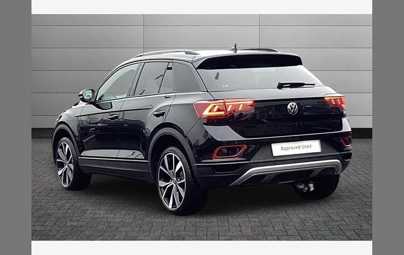 New VW T-Roc Design 150 HP (110 kW) 2026 Grenadilla black SUV