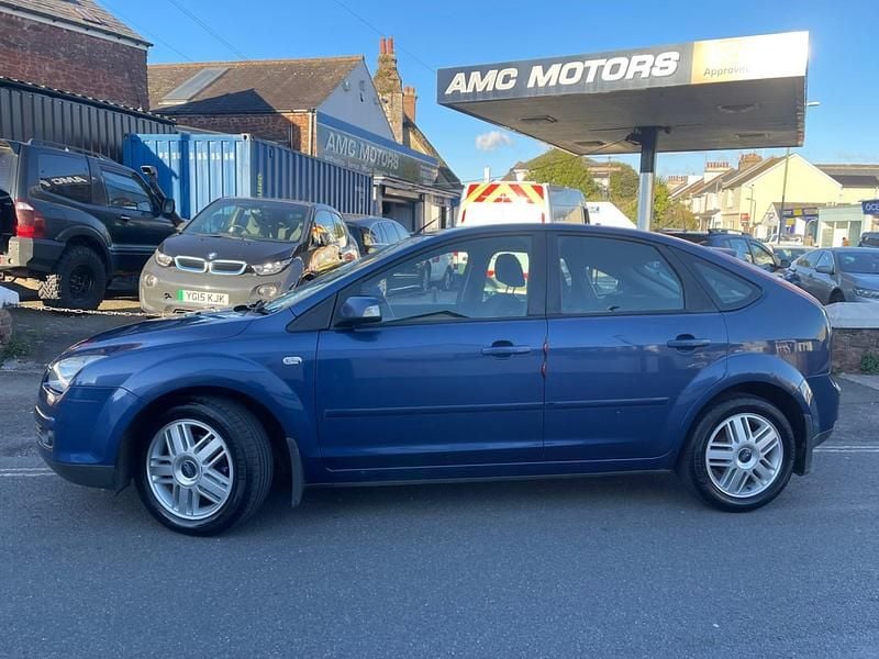 Used Ford Focus Ghia 2007 Blue Hatchback