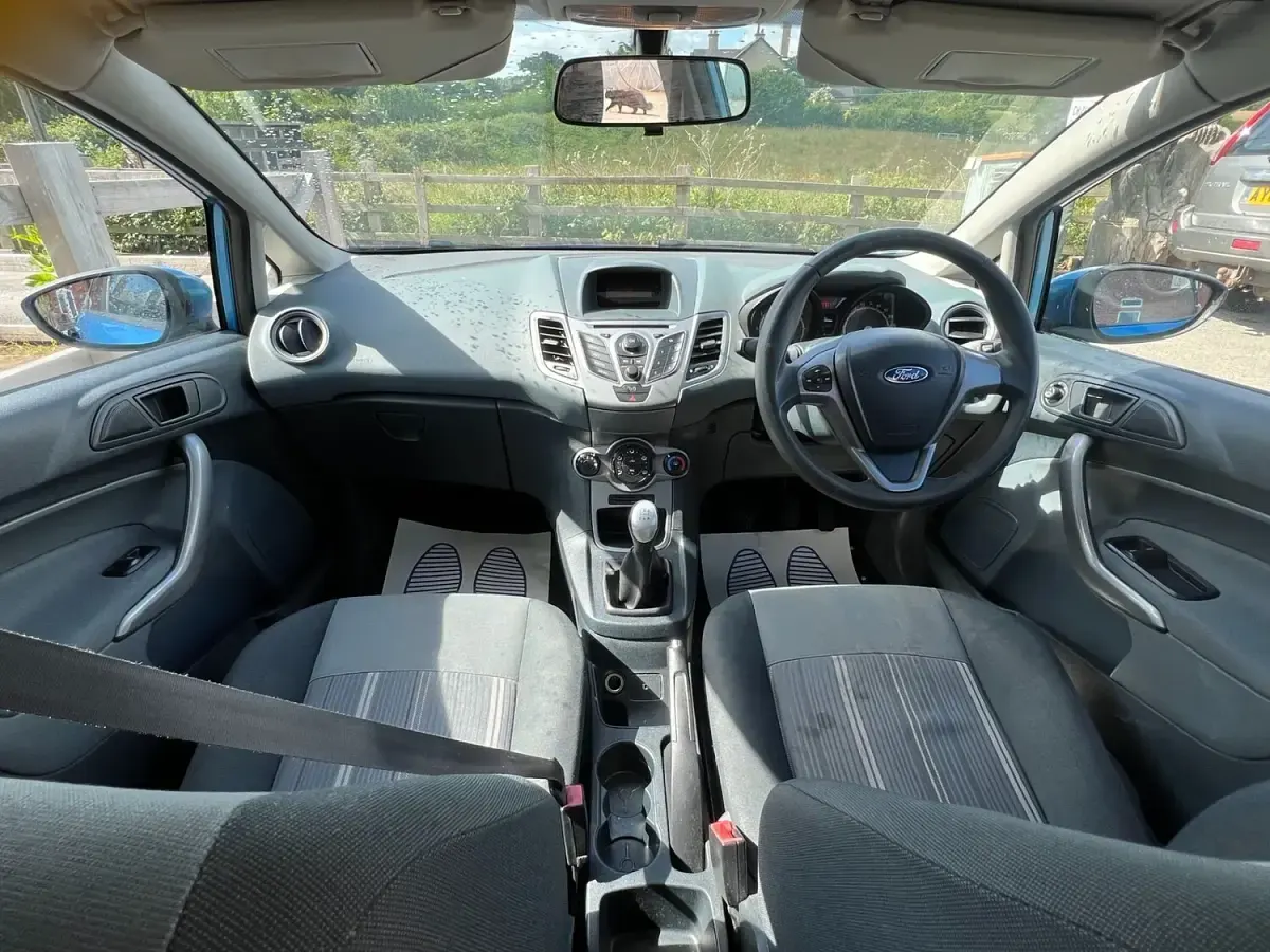 Used Ford Fiesta 82 HP (60 kW) 2010 Blue Hatchback