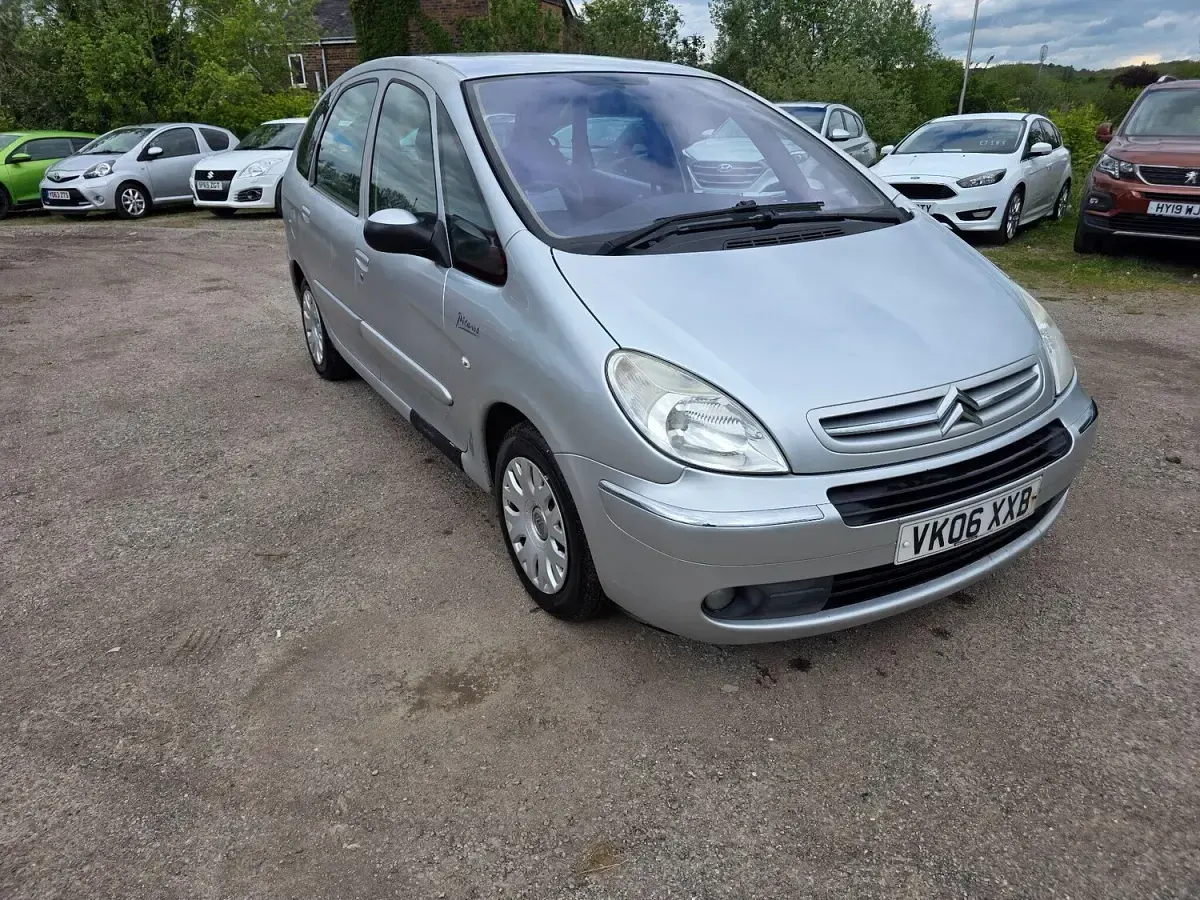 Used Citroën Xsara Picasso 2006 Silver MPV