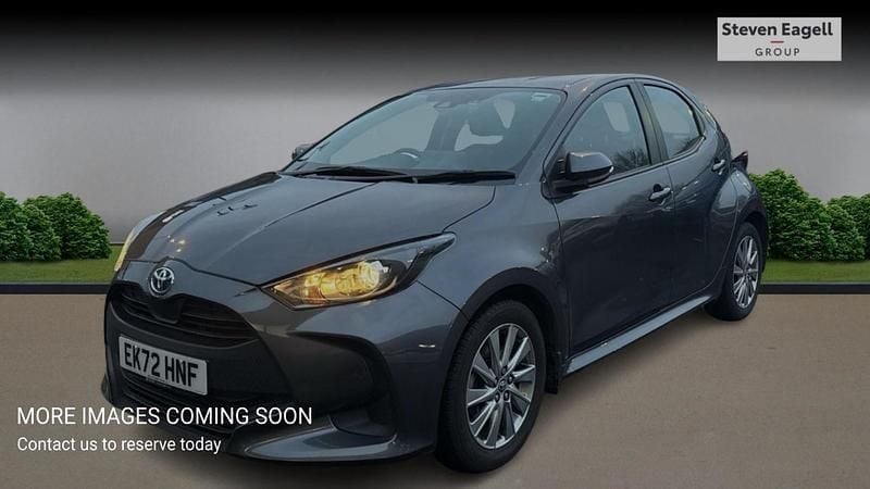 Used Toyota Yaris Hybrid 116 HP (85 kW) 2022 Grey Hatchback