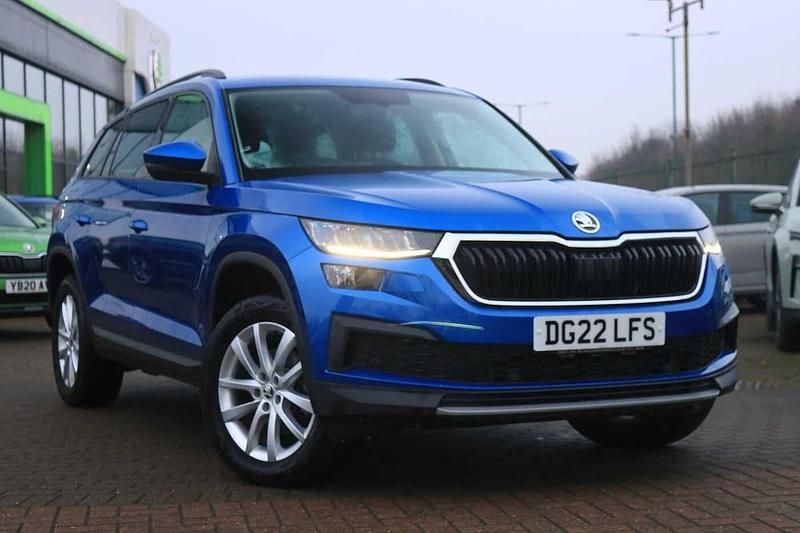 Used Skoda Kodiaq SE 150 HP (110 kW) 2022 Race blue metallic SUV