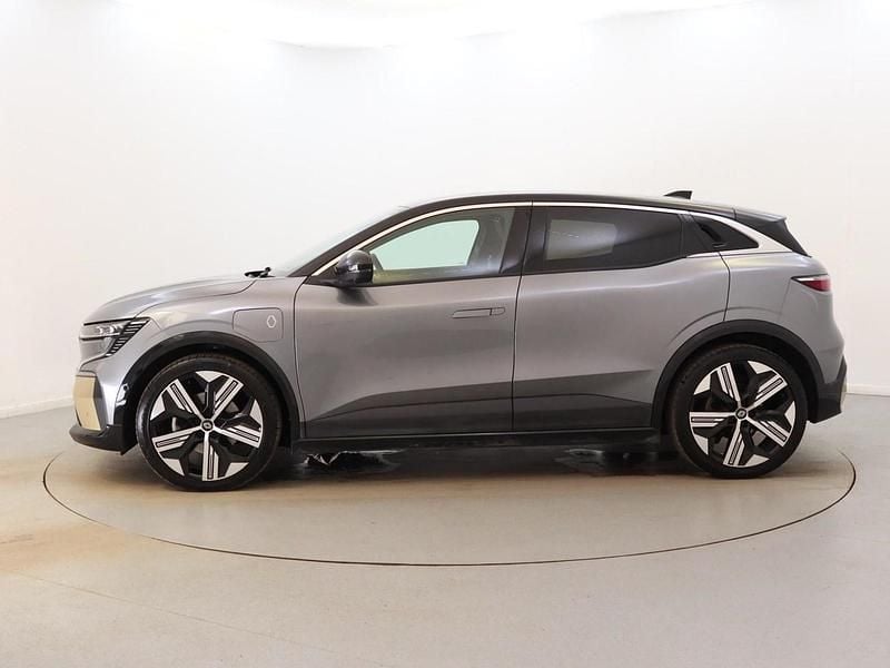 Used Renault Megane E-Tech Iconic 160 kW (218 HP) 2023 Grey/black Hatchback
