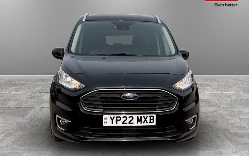 Used Ford Tourneo Titanium 120 HP (88 kW) 2021 Estate