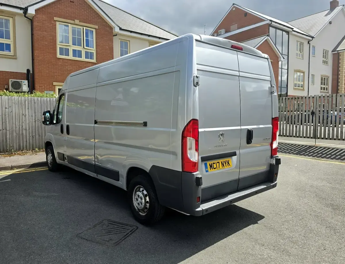 Used Peugeot Boxer 2017 Silver Van