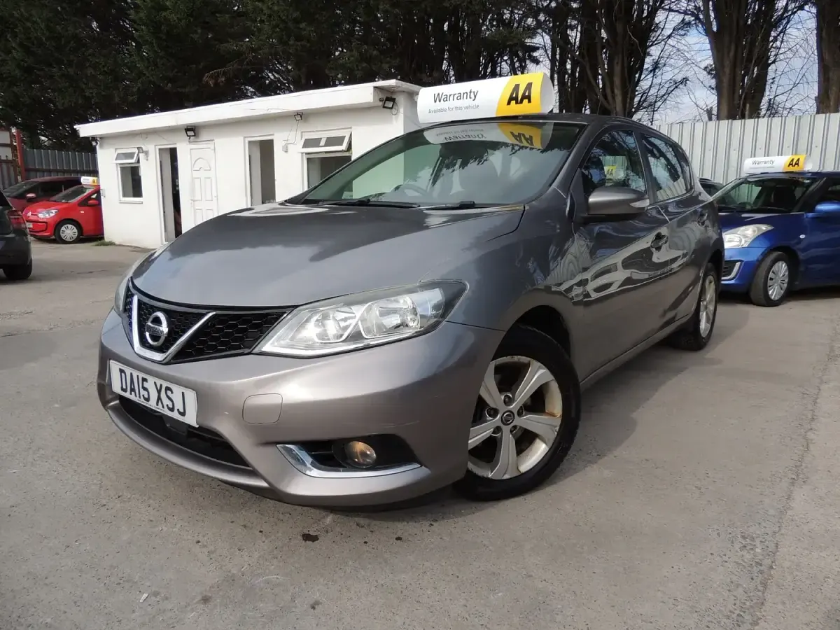 Used Nissan Pulsar Acenta 115 HP (84 kW) 2015 Grey Hatchback