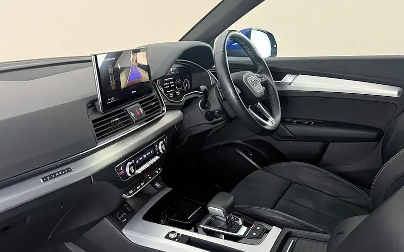 Used Audi Q5 S-Line 265 HP (194 kW) 2024 SUV