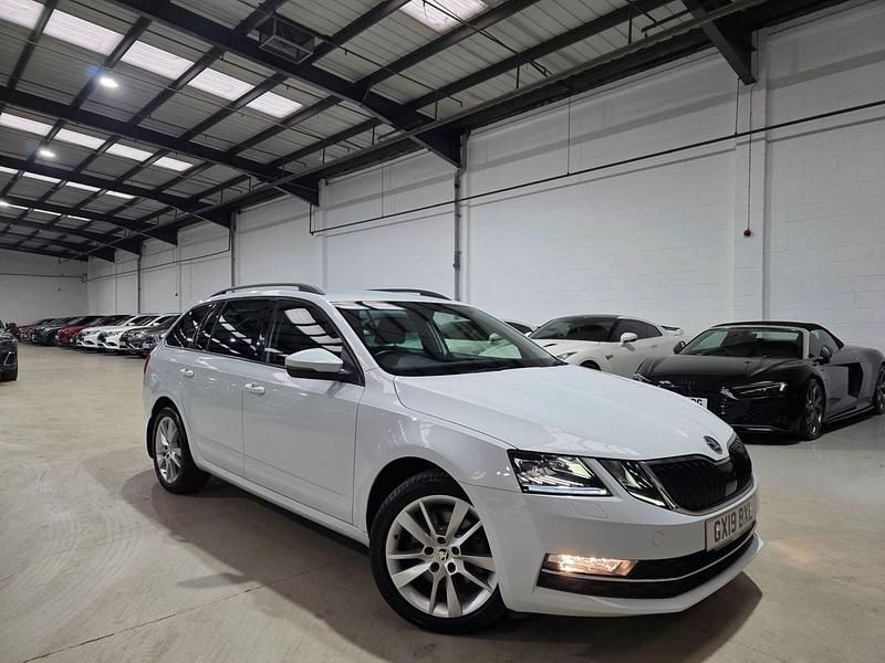 Usado Skoda Octavia SE L 190 CV (139 kW) 2019 Blanco Familiar