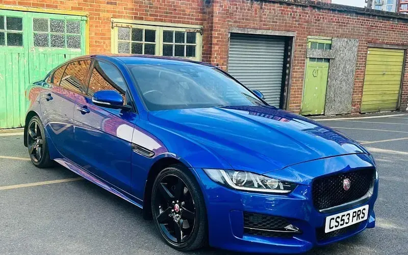 Used Jaguar XE R-Sport 179 HP (131 kW) 2019 Sedan