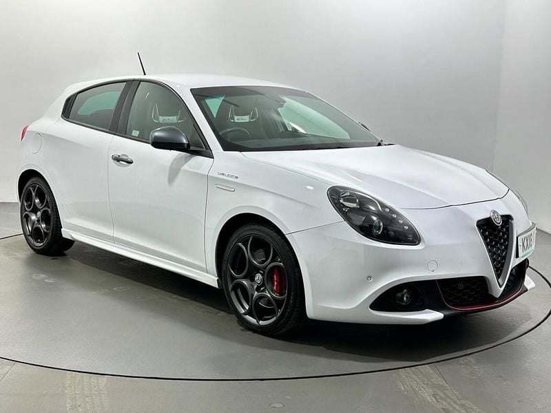 Used Alfa Romeo Giulietta Veloce 240 HP (176 kW) 2018 White Hatchback