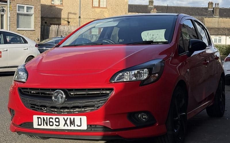 Used Vauxhall Corsa SRi 90 HP (66 kW) 2019 Red Hatchback