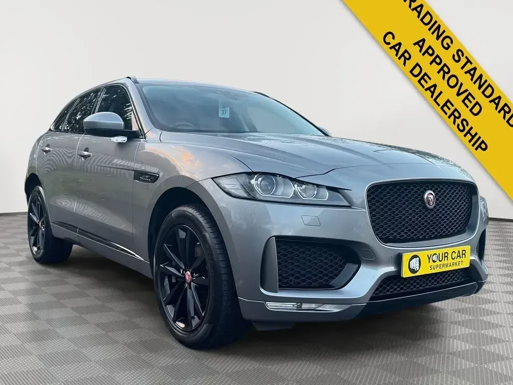 Used Jaguar F-Pace Chequered Flag 180 HP (132 kW) 2019 Grey SUV