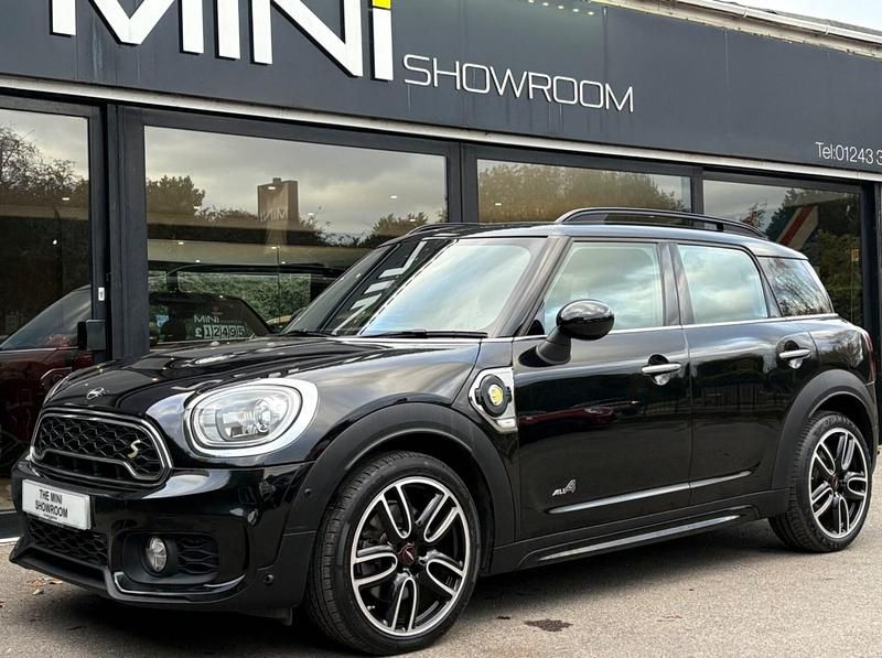 Black Used 2019 Mini Cooper Countryman Comfort SUV | £17,995 (A bit pricey) - Image 1/4