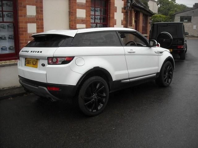 Used Land Rover Range Rover evoque Prestige 190 HP (139 kW) 2011 White SUV