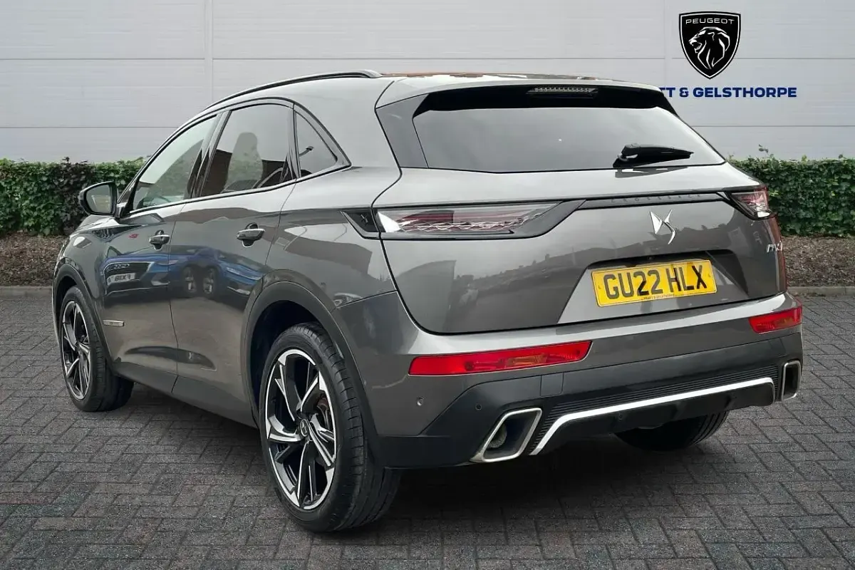 Used DS Automobiles DS7 Crossback 222 HP (163 kW) 2022 Grey SUV