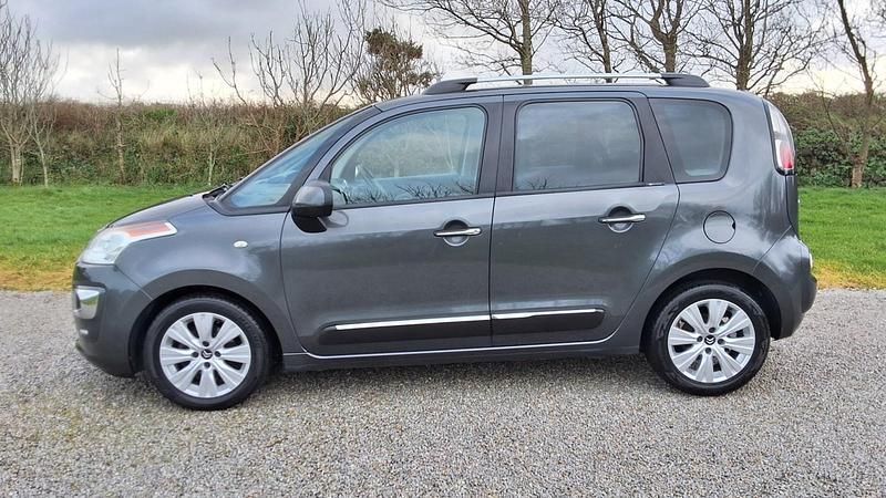 Used Citroën C3 Picasso Exclusive 2014 Grey MPV